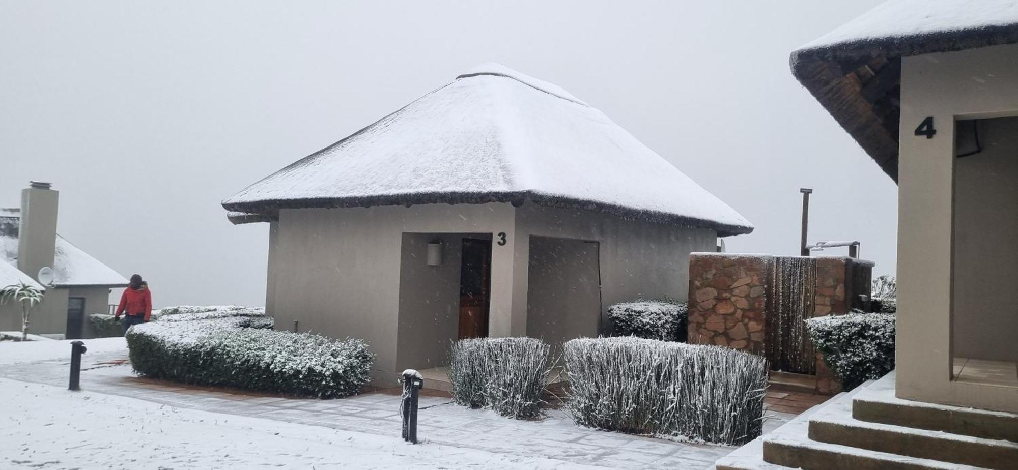 Rooilande Guest Farm Chalets Laingsburg Buitenkant foto